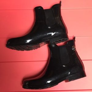 Michael kors rain boots